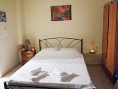 A cozy apartment, only 100m from the sea of Koum Kapi (swimming every morning is Chania, Greece Single room apartment - 100m from beach & Old Town Entire rental unit vacation rental 30515551