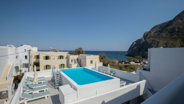 The welcoming and comfortable studio it is 25sq meters with 4 single beds and a  Greece Studio'' Relax in Kamari beach