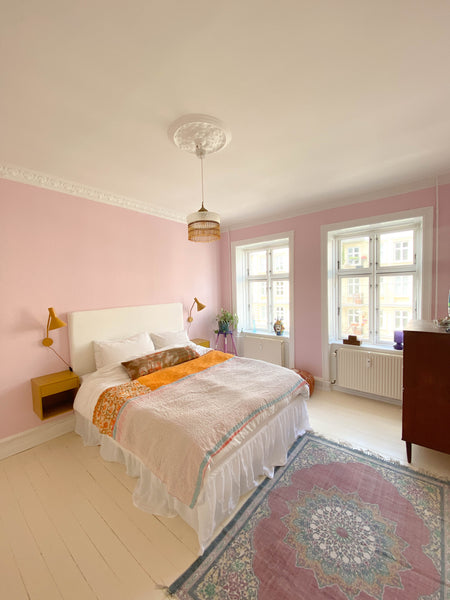 Smuk lys lejlighed i hjertet af København. Lejligheden er på en stille gade med  Aarhus, Denmark Lys artistisk lejlighed i hjertet af København Entire condo vacation rental 50357286