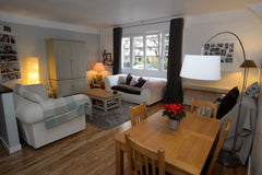 Two bedroom apartment, 70m2, recently renovated, in a calm, residential part of  Paris, France 2 bedroom apartment next to the Eiffel Tower(15th) Entire rental unit vacation rental 16504256