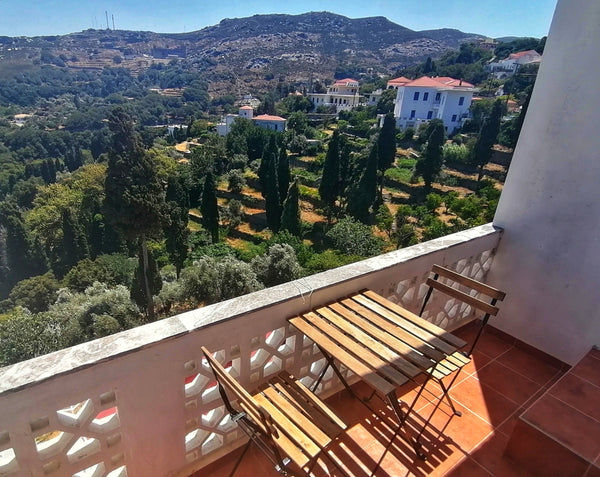 BluEnigma is the ideal place for families, couples, solo traveler's, hikers and  Greece Bluenigma Guesthouse 5 Entire rental unit vacation rental 7015618