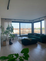 Nieuwbouw appartement op de derde verdieping met groot zonnig terras en parking  Ghent, Belgium Nieuw lichtrijk luxe apart met zonnig terras Entire condo vacation rental 667833433039127459