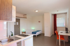 Studio located near the subway station Place Jean Jaures. Private and fully equi  Studio for 2 (22 m²) in Lyon near the subway Entire serviced apartment vacation rental 28709481