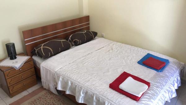 Private room with shared kitchen and bathroom.<br />A small cozy room with a bal Athens, Greece Anna room./Pokój u Anny Private room in rental unit vacation rental 27926494