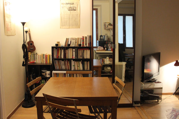 Very quiet flat (on the ground floor) in the 20th district of Paris. Bed, kitche Paris, France Quiet flat in Paris 20e Entire rental unit vacation rental 11171987