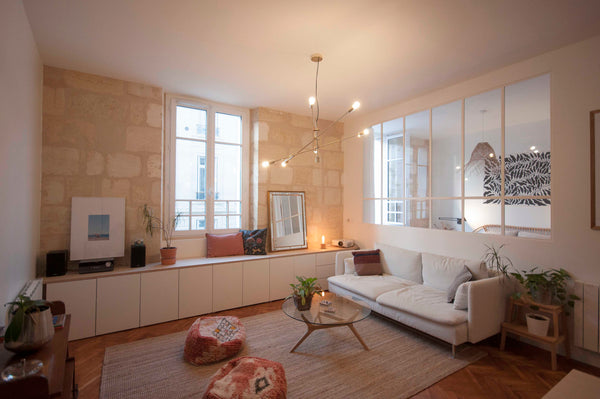 Situé en centre-ville et à proximité du Jardin Public et du célèbre quartier des Bordeaux, France New ✦ Bel appartement - Jardin Public / Chartrons Entire rental unit vacation rental 31164109