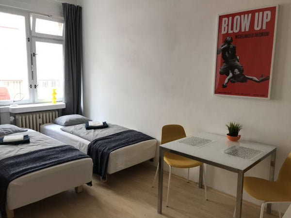 Ein gemütliches, stillvoll eingerichtetes, frisch renoviertes Studio im Herzen v Vienna, Austria STYLISH, COSY STUDIO in the HEART of Prague Entire condo vacation rental 52447189