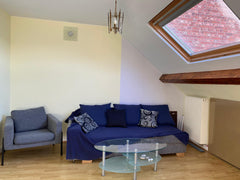 Appartement 1 chambre au 4ème et dernier étage d'une maison typiquement bruxello Brussels, Belgium Beautiful cosy appartement ideally located Entire rental unit vacation rental 40373017