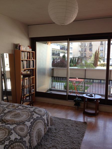 Studio lumineux de 30m² avec cuisine équipée, grand balcon donnant sur une cour  Paris, France Studio avec terrasse - Montmartre Entire rental unit vacation rental 12799336