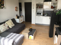 Charmant T2 très intimiste. <br /><br />Il convient parfaitement à un couple, ma Bordeaux, France Petit T2 avec grande terrasse Entire rental unit vacation rental 19974481