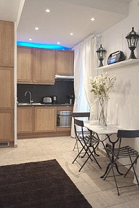 In a classified Building in the Marais (rue vieille du temple)<br />2 rooms nice Paris, France 44 m2 in the Marais (4 persons max) Entire rental unit vacation rental 7031810