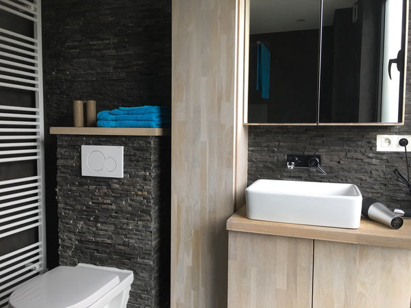 Prachtig luxe eenslaapkamer appartement met jacuzzi op het terras in een rustige Mortsel, Belgium Luxe appartement met groot terras en jacuzzi Entire rental unit vacation rental 17446927