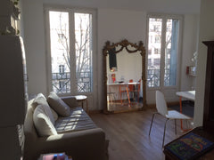 Appartement état neuf dans immeuble rénové  de 2 pieces (1 chambre et un salon/c  appartement neuf école militaire Entire rental unit vacation rental 11352994