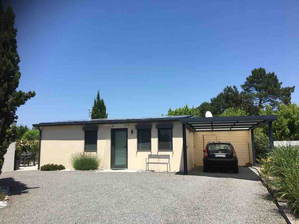 Soyez les bienvenus dans notre charmant studio équipé de tout le confort moderne  Havre de paix au coeur du Médoc Entire guesthouse vacation rental 38710824