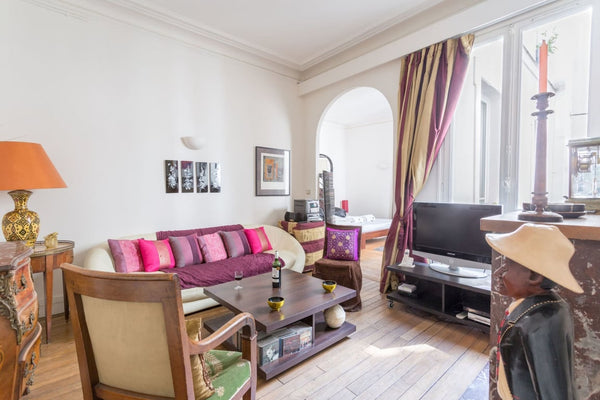 Ideally located just minutes from the Metro, this one-bedroom apartment is perfe  GuestReady - Very Nice Cozy Apartment Entire rental unit vacation rental 18341049