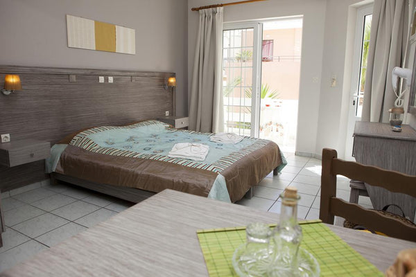 This complex of apartments is located 50 meters from the sandy organized beach o  2seaside studio complex,ideal for firends/couples Entire condo vacation rental 23376199