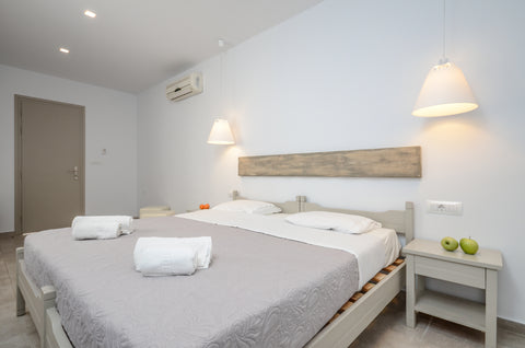 Decorated in Cycladic style, this spacious room features free WiFi, air conditio  Deluxe double room Room in boutique hotel vacation rental 49149851