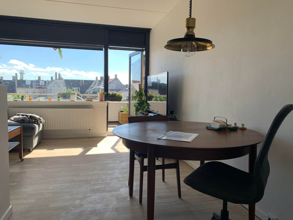 All you need apartment in the heart of Norrebro, north of the centre. Located on Copenhagen, Denmark Cosy Apartment in Copenhagen. 2-4 people Entire rental unit vacation rental 643237670839498726