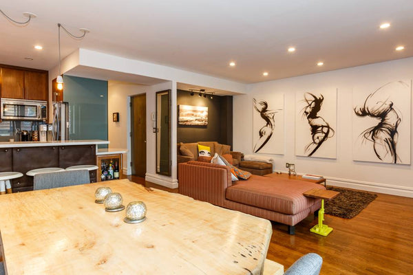 Large, sophisticated 2-bedroom, 2-bath condo with 1,000 sq. ft of private outdoo New York, NY Rental unit in New York · ★5.0 · 2 bedrooms · 2 beds · 2 baths Entire rental unit vacation rental 22152785