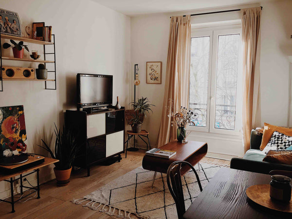 Sunny 21 m2. Very central, stunning appartment 4th floor and well isolated. In t Paris, France Cosy Appartement proche Montmartre Entire rental unit vacation rental 29602699