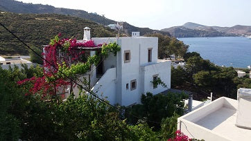 Traditionally decorated villa with stunning views in a peaceful environment. Enj  Vista al mare Cycladic home vacation rental 615048409484974051