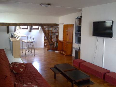 2 pièces, un grand salon de 30 m² avec cuisine américaine, rue des Rosiers, dans Paris, France Appartement au cœur de Paris Entire rental unit vacation rental 4956449