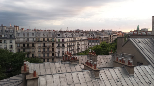 Situé à 10 mn de la place de la république et de la bastille et à 5 mn du canal  Paris, France Studio cosy au coeur du 11e Entire rental unit vacation rental 19558169