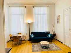 Dans un quartier paisible, à proximité du Parvis de Saint-Pierre et de la Chauss Brussels, Belgium Uccle : studio calme et lumineux Entire vacation home vacation rental 572491850580419174