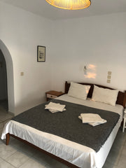 Comfortable room with kitchen and bathroom in Amigdalidi area near Mykonos town   Room for 3 persons with amazing view. Entire condo vacation rental 43910571