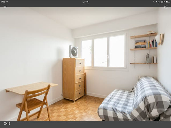 Nice Parisian flat, sunny and calm. Functional.<br />Completely renovated and co Paris, France Cosy & Functional near Tour Eiffel Entire condo vacation rental 12508902