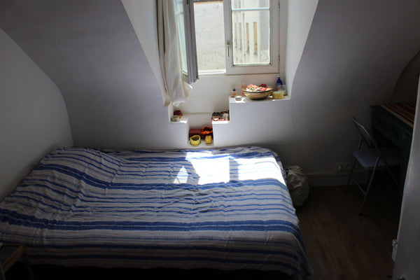 A great, comfortable and well-kept room located in the most vibrant part of cent Paris, France Cosy room in the heart of Paris Private room in rental unit vacation rental 6444115