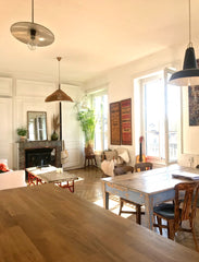 Détendez-vous dans ce logement calme et élégant. Appartement 1900 rénové entière Lyon, France Chambre dans superbe appartement lyon 9 Private room in rental unit vacation rental 719836742795623582