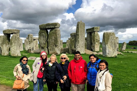 Stonehenge and Bath Tour with Oxford University Alumni  Private Tours and Travel Guide Europe London CITY Oxford Destination Tour