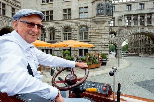 first electrical carriage in town guided City Tours Leipzig Private Tours and Travel Guide Europe Berlin CITY Leipzig Destination Tour