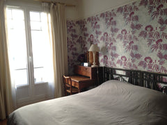 Unusual apartment of 150 m2. The room to rent is located on the 1st floor. It ha Paris, France Art Deco Room, " Gambetta Village ", Paris 20th. Private room in rental unit vacation rental 16236711