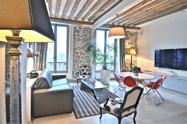 Very nice 73 sqm apartment with two bedrooms on the third floor with a beautiful Paris, France Panorama, 2BR/1BA, 5 people Entire rental unit vacation rental 9725545