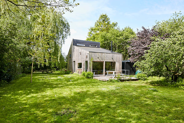Kleine vakantiewoning met grote tuin en zicht op de natuurgebied gelegen op Asse Ghent, Belgium Casolare Bonifant Entire cabin vacation rental 31966965