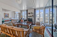 Gorgeous pad right in between the Champs Elysées and the high profile avenue Mon Paris, France Gorgeous studio flat Champs Elysées Entire rental unit vacation rental 10109418