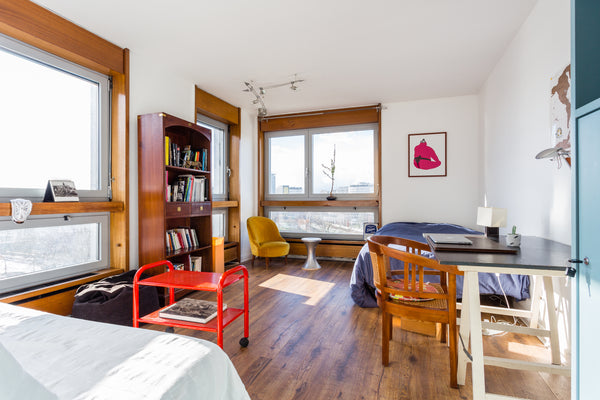 Nice flat  of 27 sq meters with a view on the Seine.  Kitchen, room with a doubl Paris, France Nice flat near the Eiffel Tower Entire rental unit vacation rental 7356522