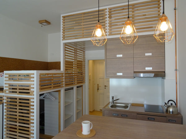 Útulný malý byt pro 1-2 hosty nedaleko letiště Václava Havla (15 minut autobusem  Minimalistický byt blízko centra i letiště Praha 6 Entire condo vacation rental 655677499120485487