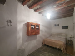 La chambre est charmante et l'ambiance de la maison est simple et conviviale.<br Artemonas, Greece Charmante chambre au coeur de Artémonas Private room in guesthouse vacation rental 42328120