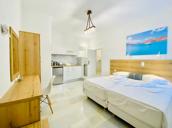 We offer a modern, just renovated and comfortable studio in the heart of Parikia Greece Heart of Paros Apartments - Kaiki Studio Entire rental unit vacation rental 43543982