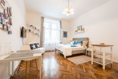 Welcome to nice and cosy place in the centre of Prague. Newly renovated flat in  Prague, Czechia Modern, cosy place in the center of Prague Entire rental unit vacation rental 18853930