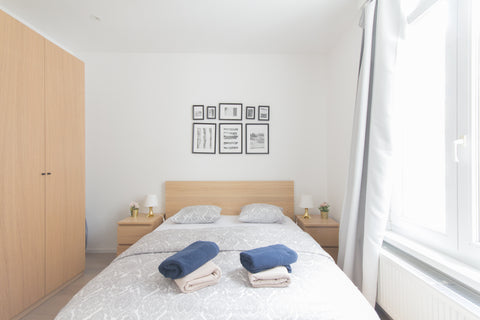 Beautifully renovated apartment on one of the main squares of Antwerp. Great loc Antwerpen, Belgium Instaworthy view 2 | A location | peaceful | shops Entire rental unit vacation rental 24061317