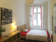 It is a modern apartment in an older building, comfortable and quiet, only few m Vienna, Austria Beautiful, Spacious Room near Centre Private room in rental unit vacation rental 2708336