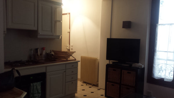 Non disponible<br /><br /><b>The space</b><br />Appartement très propre.<br /><b Paris, France Appartement Paris 18ème Entire rental unit vacation rental 3906709
