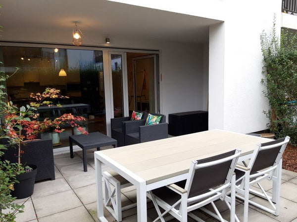 En ville mais au vert ! Lumineux espace de 70m² en intérieur d'îlot avec belle t Schaerbeek, Belgium Rez-de-jardin 70m², ideal for your business trips! Entire rental unit vacation rental 29794962