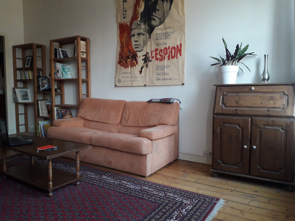 Very bright and spacious apartment. A nice living room /kitchen area overlooking Lyon, France Beautiful crossing apartment in the center of Lyon Entire rental unit vacation rental 30010272