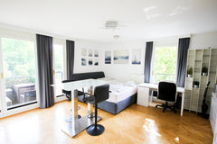 Lehne dich zurück und entspanne dich – in dieser ruhigen, stilvollen Unterkunft. Vienna, Austria Stylish apartment in calm area with balcony Entire rental unit vacation rental 673825831076337950