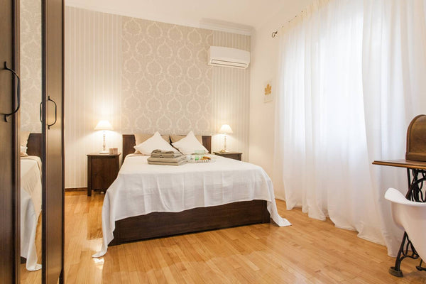 A private central and clean two bedroom apartment , freshly renovated, fully equ Athens, Greece Next to Acropolis Metro 2 bedroom CLASSY apartment Entire rental unit vacation rental 21905723